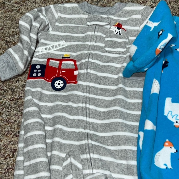 Boys Fleece 6 month Pajamas - Gray Stripes and Blue Polar Bear - Picture 3 of 4